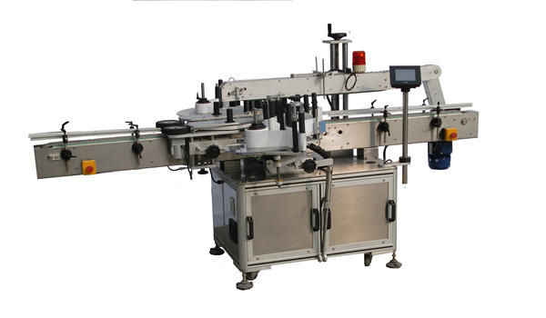 Màquina etiquetadora de doble cara a l’ampolla de plàstic per xampú